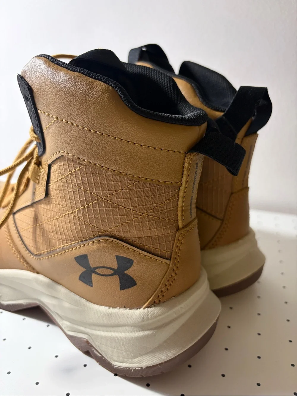 Under Armour Kids' Brown Lace-Up Outdoor Boots